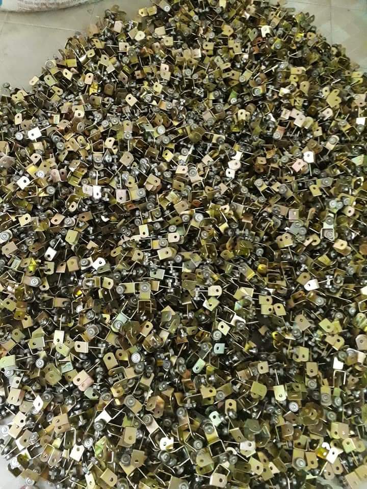 Giá công bi mái xếp di động