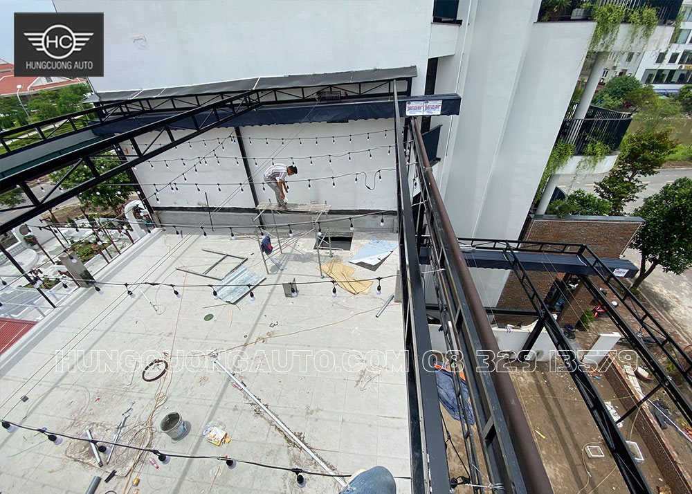 Thi công mái xếp di động tại nhà hàng hải sản rohome- thuận thành Bắc Ninh